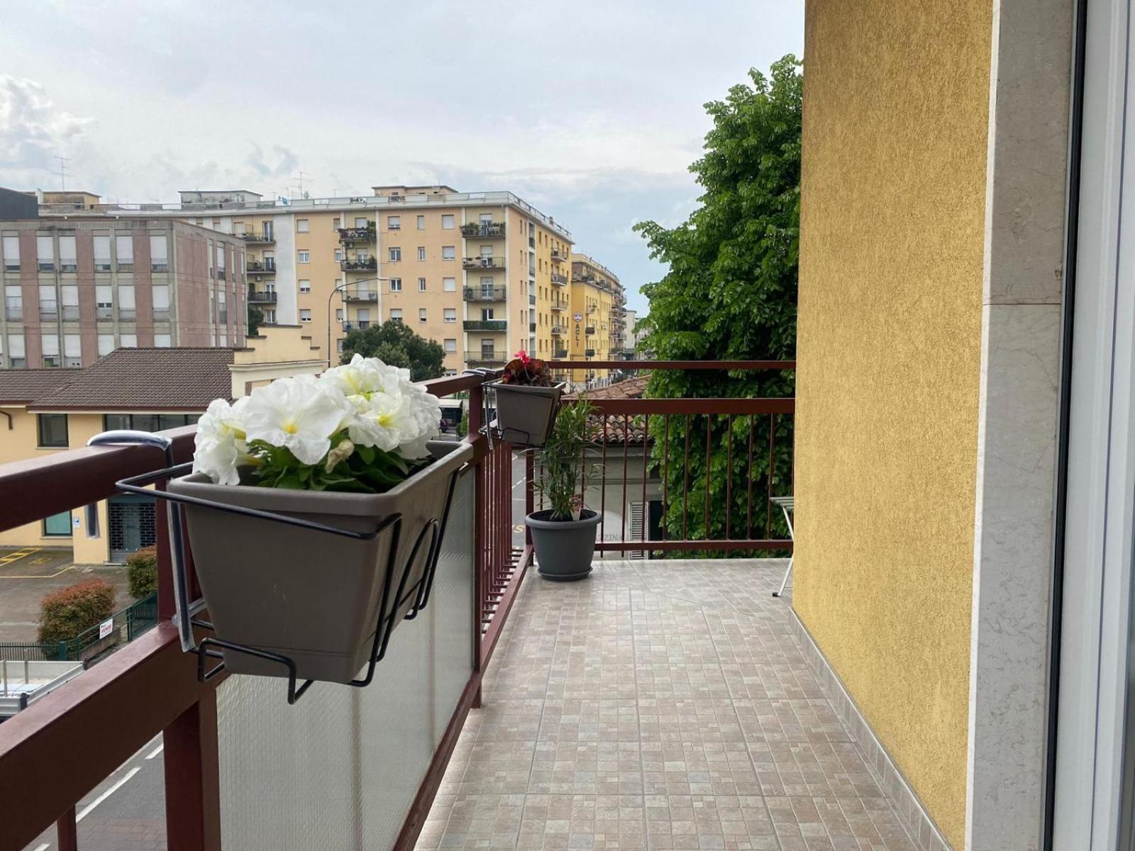 House By Naty Apartment Brescia Exterior foto